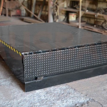 Rampat hidraulike të ngarkimit AUSBAU-DL