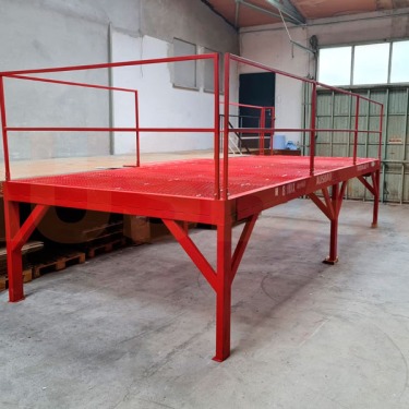 Модульна вантажна платформа