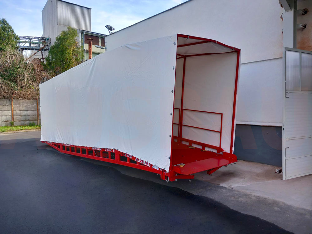 Mobile loading ramp with tent delivered to Hungary