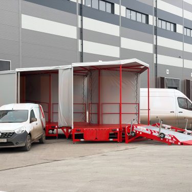 Modular loading platform for commercial vehicles
